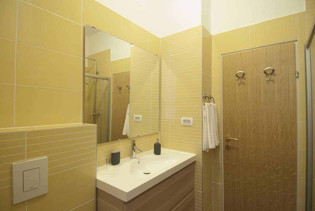 City Lights Apartment Zagreb Exterior foto